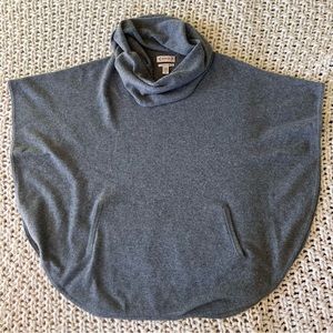 NANETTE LEPORE 2PLY 100% CASHMERE OVERSIZED PONCHO WITH POCKETS SIZE SMALL EUC